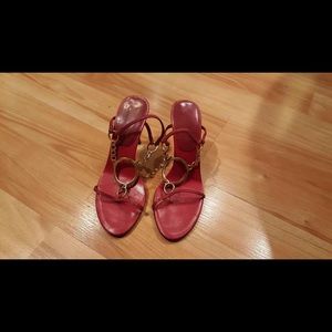 Nice gold chain and leather sandals